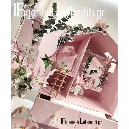 Βαπτιστικό Σετ “Πεταλούδα Floral” με Κουκλόσπιτο & Μονόγραμμα Βαπτιστικό Σετ “Πεταλούδα Floral” με Κουκλόσπιτο & Μονόγραμμα